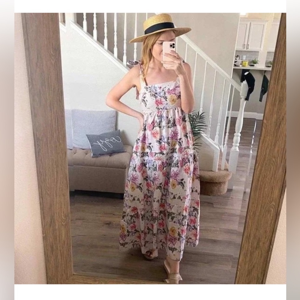 - House Of Harlow 1960 Linen Blend Maxi Dress.    NWT